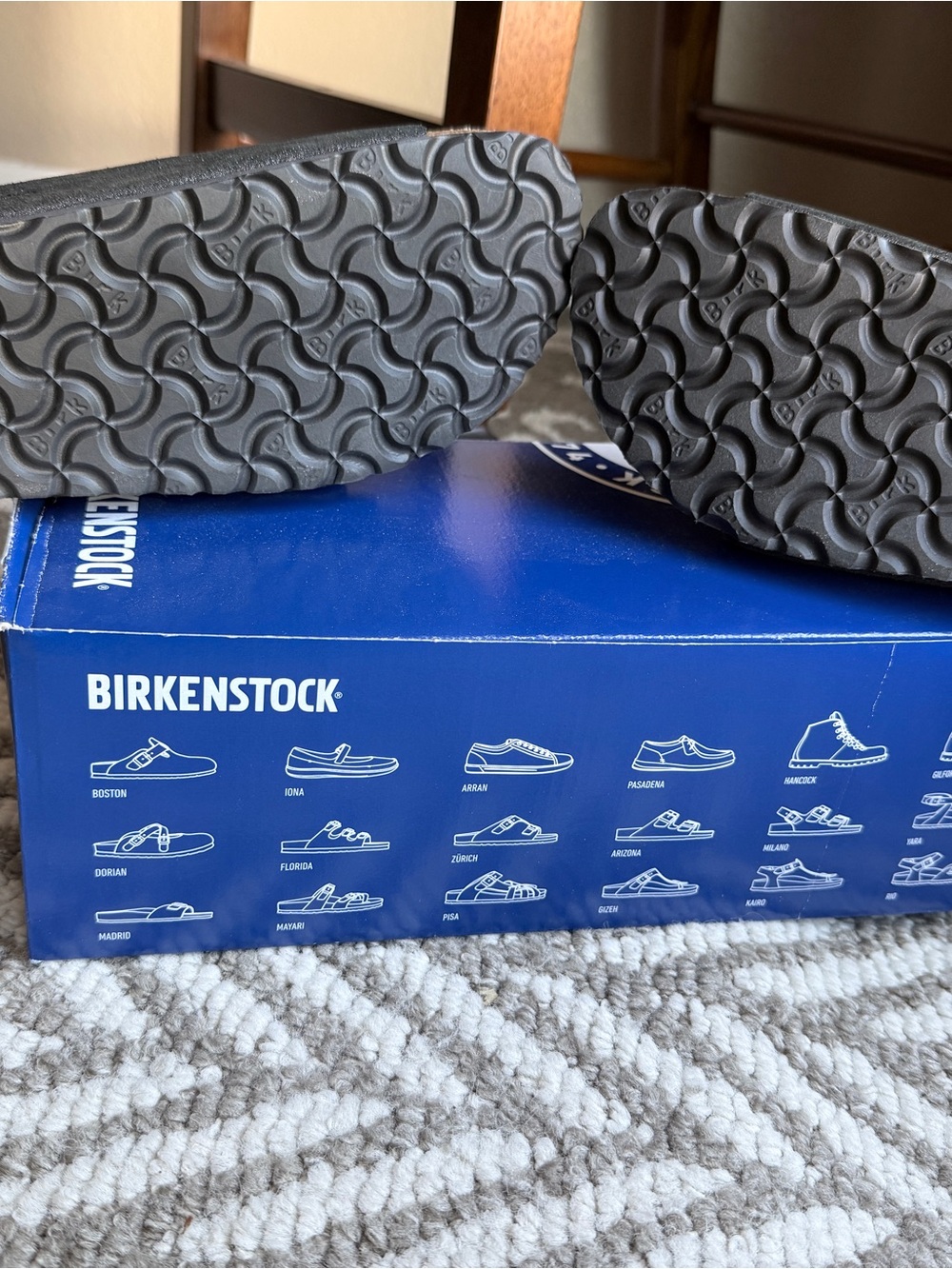 NEW Birkenstock Brand Black Simmer Suede ArizonaTwo-Strap Sandals women’s Sz 39 - Picture 10 of 15